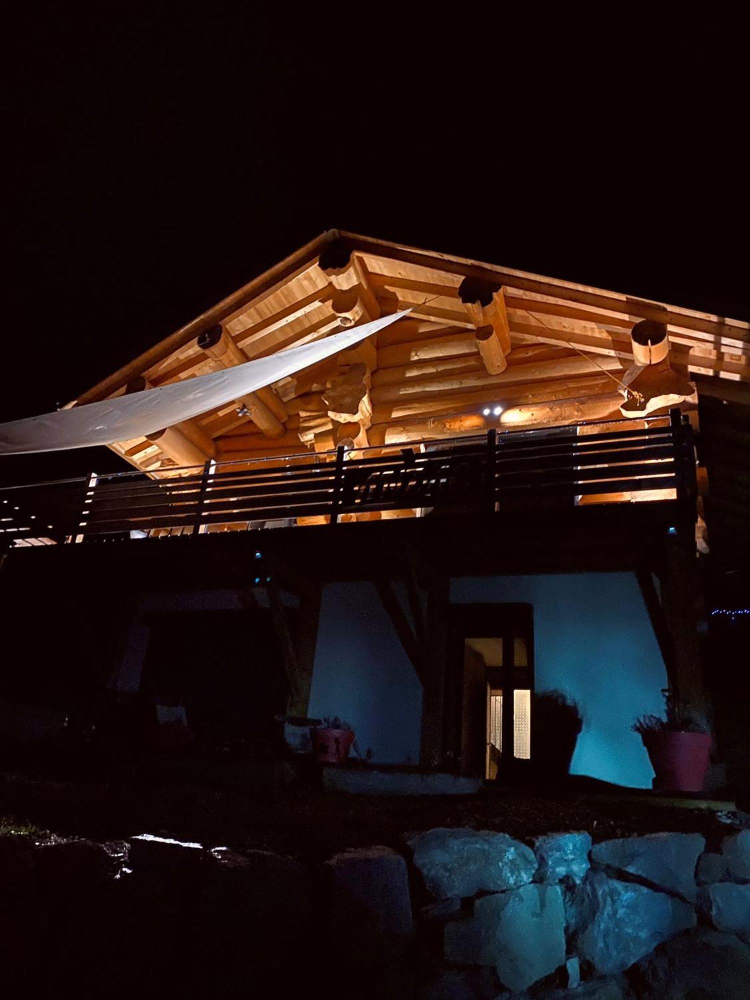 Chalet Anzac Chalet 5 Etoiles En Rondins Tout Neuf Unique Dans Les Aravis Les Villards-sur-Thones Ngoại thất bức ảnh